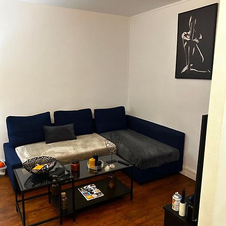 Appartement Meuble Tres Bien Situe Boulogne-Billancourt Exterior photo
